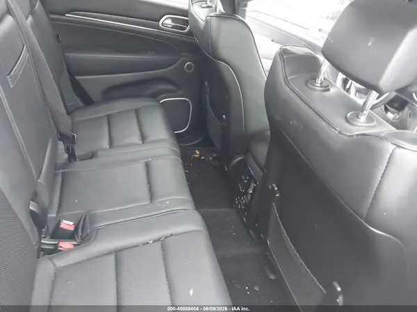1C4RJFJT1JC226984 2018 JEEP GRAND CHEROKEE - Image 8