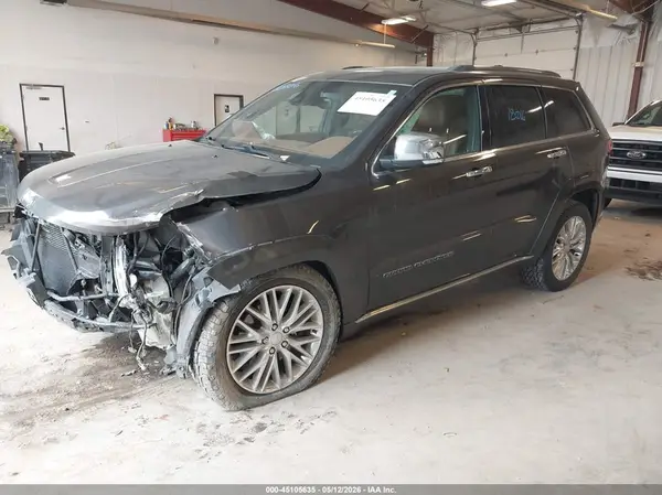 1C4RJFJT1JC256888 2018 JEEP GRAND CHEROKEE - Image 2