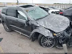 1C4RJFJT1JC370907 2018 JEEP GRAND CHEROKEE