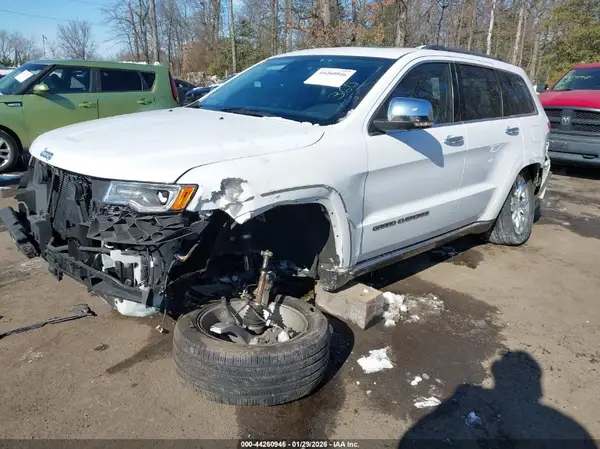 1C4RJFJT1LC277940 2020 JEEP GRAND CHEROKEE - Image 2