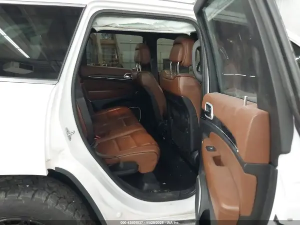 1C4RJFJT1MC582243 2021 JEEP GRAND CHEROKEE - Image 8