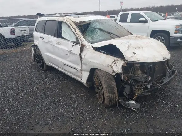 1C4RJFJT2JC227920 2018 JEEP GRAND CHEROKEE - Image 1