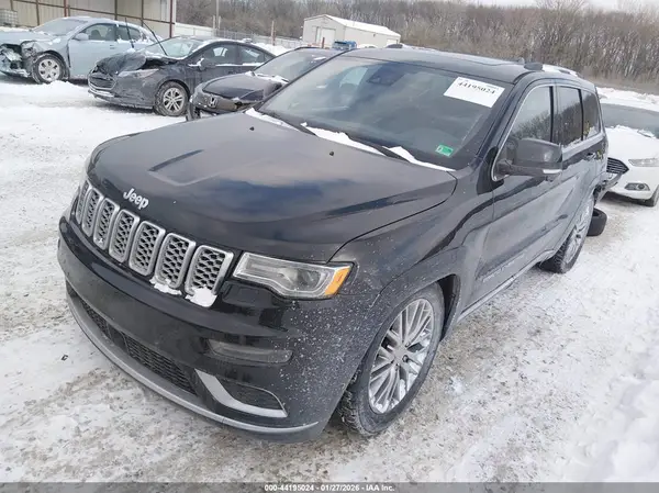 1C4RJFJT3HC632260 2017 JEEP GRAND CHEROKEE - Image 2