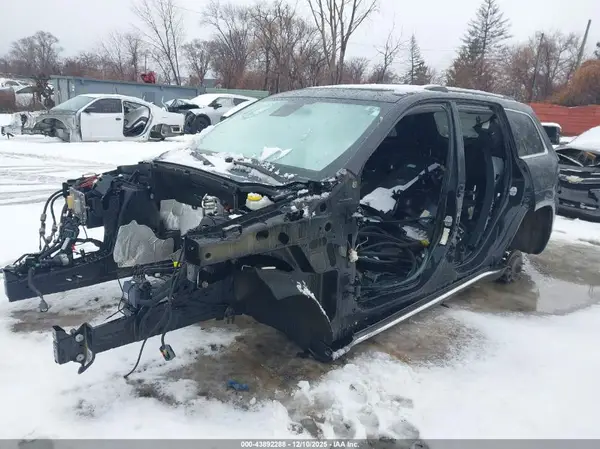 1C4RJFJT3KC616292 2019 JEEP GRAND CHEROKEE - Image 2