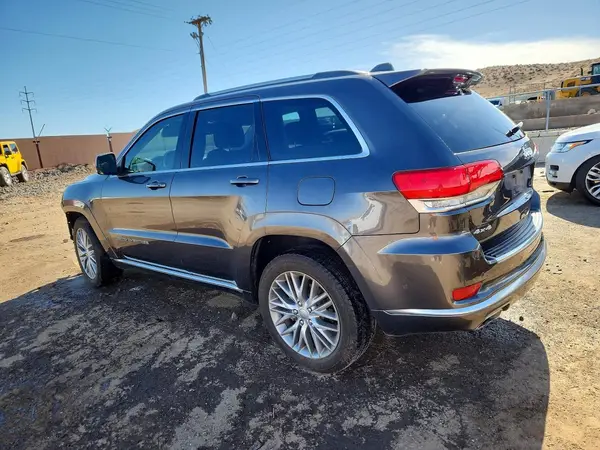 1C4RJFJT4HC844035 2017 JEEP GRAND CHEROKEE - Image 2