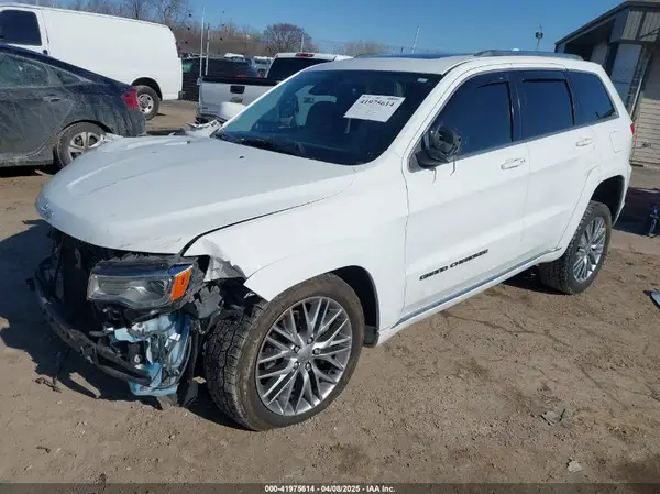 1C4RJFJT4JC212819 2018 JEEP GRAND CHEROKEE - Image 2