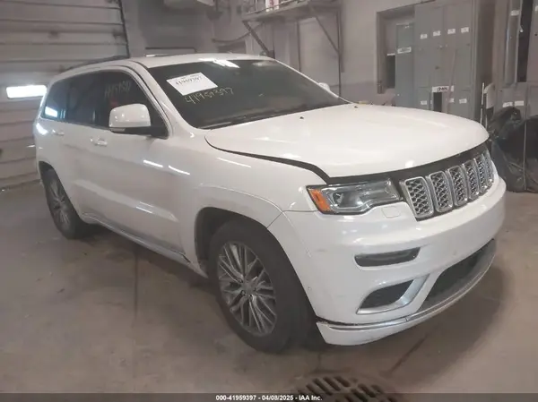 1C4RJFJT4JC379861 2018 JEEP GRAND CHEROKEE - Image 1