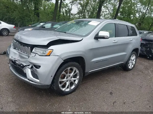 1C4RJFJT4LC137073 2020 JEEP GRAND CHEROKEE - Image 2