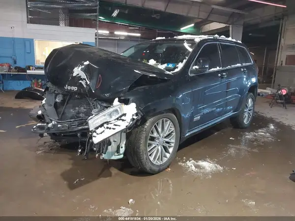 1C4RJFJT5JC459282 2018 JEEP GRAND CHEROKEE - Image 2