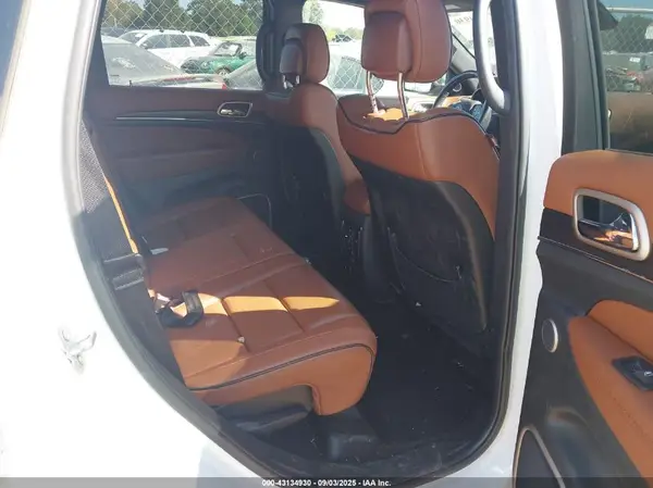 1C4RJFJT7HC751056 2017 JEEP GRAND CHEROKEE - Image 8