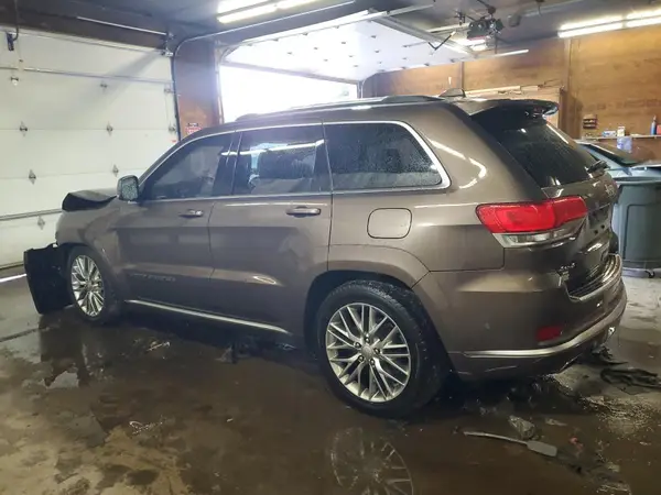 1C4RJFJT7JC316169 2018 JEEP GRAND CHEROKEE - Image 2