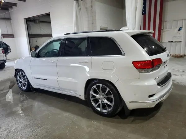 1C4RJFJT7LC257126 2020 JEEP GRAND CHEROKEE - Image 2