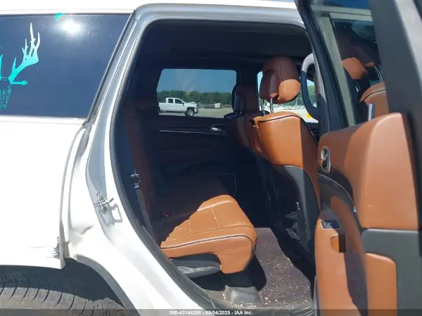 1C4RJFJT8HC818294 2017 JEEP GRAND CHEROKEE - Image 8
