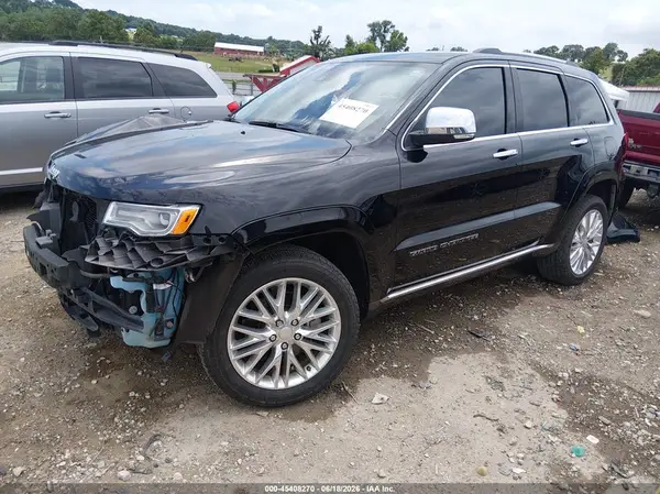1C4RJFJT8JC340528 2018 JEEP GRAND CHEROKEE - Image 2