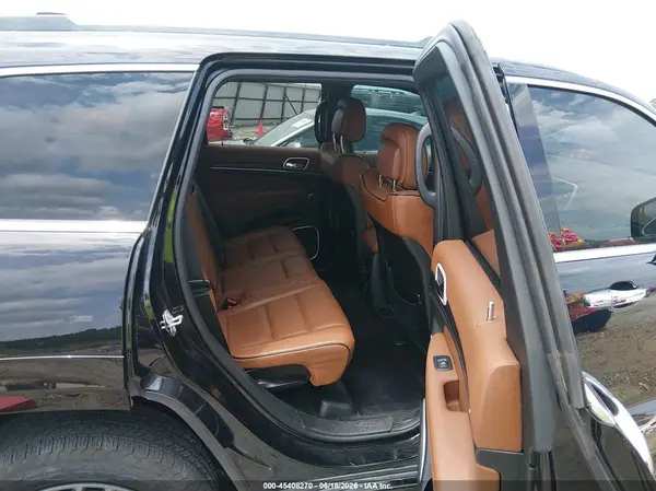 1C4RJFJT8JC340528 2018 JEEP GRAND CHEROKEE - Image 8