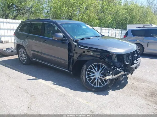 1C4RJFJT9HC759417 2017 JEEP GRAND CHEROKEE - Image 1