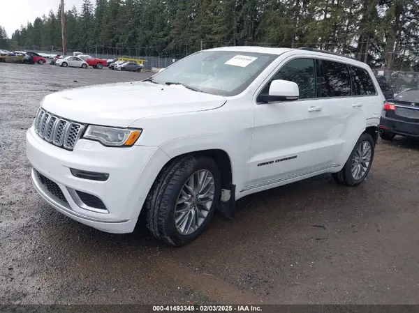 1C4RJFJT9HC811662 2017 JEEP GRAND CHEROKEE - Image 2