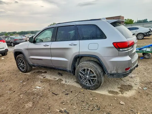 1C4RJFLG0HC605355 2017 JEEP GRAND CHEROKEE - Image 2
