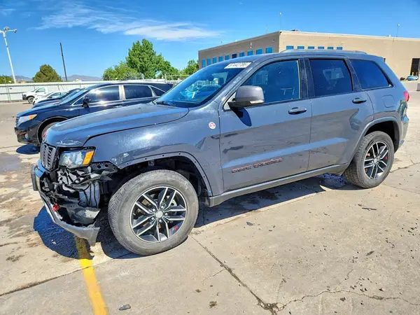 1C4RJFLG0JC137987 2018 JEEP GRAND CHEROKEE - Image 1