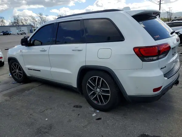 1C4RJFLG0JC138038 2018 JEEP GRAND CHEROKEE - Image 2