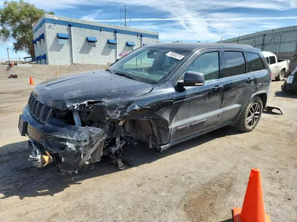 1C4RJFLG0JC250340 2018 JEEP GRAND CHEROKEE - Image 1