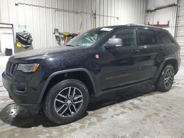 1C4RJFLG0JC258938 2018 JEEP GRAND CHEROKEE - Image 1