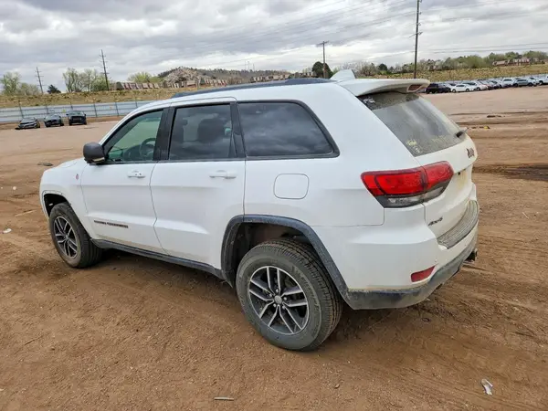 1C4RJFLG0JC303473 2018 JEEP GRAND CHEROKEE - Image 2