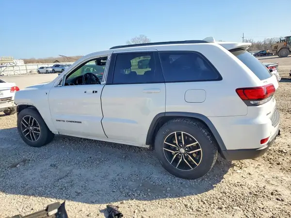 1C4RJFLG0JC419014 2018 JEEP GRAND CHEROKEE - Image 2