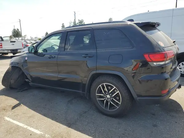 1C4RJFLG0JC488821 2018 JEEP GRAND CHEROKEE - Image 2