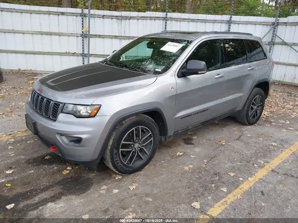 1C4RJFLG1HC733460 2017 JEEP GRAND CHEROKEE - Image 2