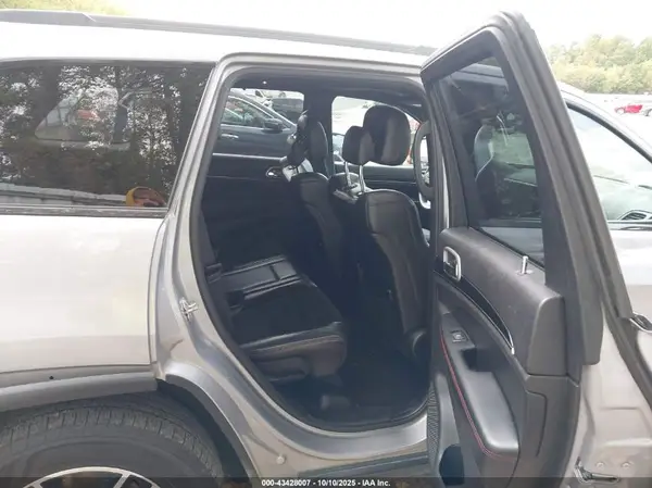 1C4RJFLG1HC733460 2017 JEEP GRAND CHEROKEE - Image 8
