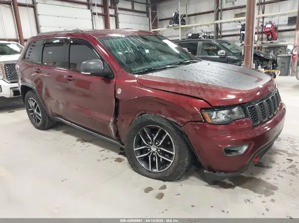 1C4RJFLG1JC103184 2018 JEEP GRAND CHEROKEE - Image 1