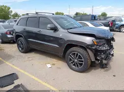 1C4RJFLG1JC207268 2018 JEEP GRAND CHEROKEE
