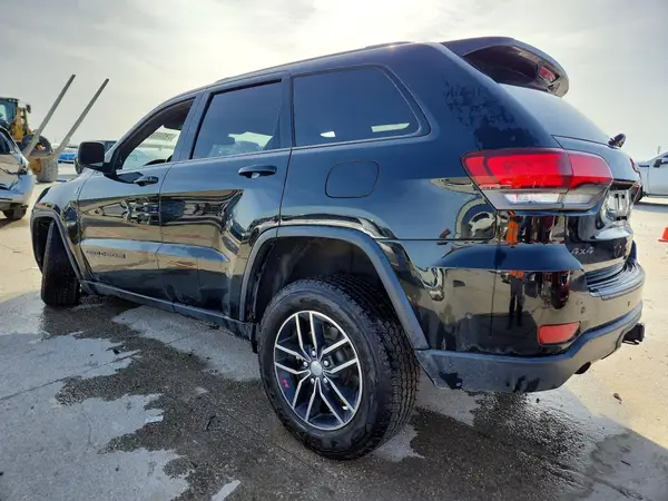 1C4RJFLG1JC211188 2018 JEEP GRAND CHEROKEE - Image 2