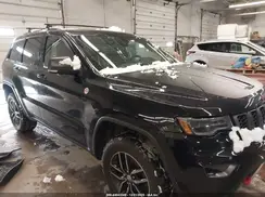 1C4RJFLG1JC370650 2018 JEEP GRAND CHEROKEE