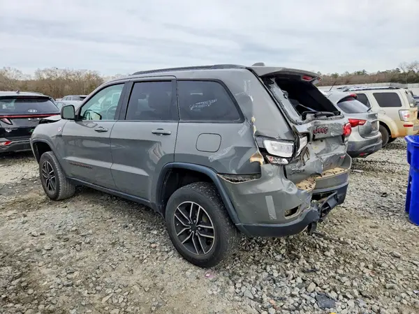 1C4RJFLG1KC839043 2019 JEEP GRAND CHEROKEE - Image 2