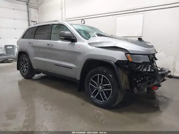 1C4RJFLG2HC612646 2017 JEEP GRAND CHEROKEE - Image 1