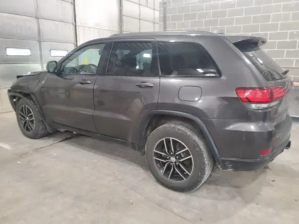 1C4RJFLG2JC227951 2018 JEEP GRAND CHEROKEE - Image 2