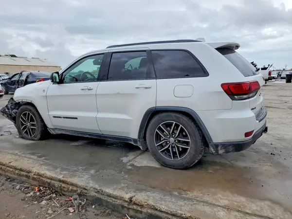 1C4RJFLG2JC376487 2018 JEEP GRAND CHEROKEE - Image 2
