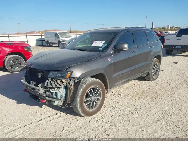 1C4RJFLG2JC422514 2018 JEEP GRAND CHEROKEE - Image 2