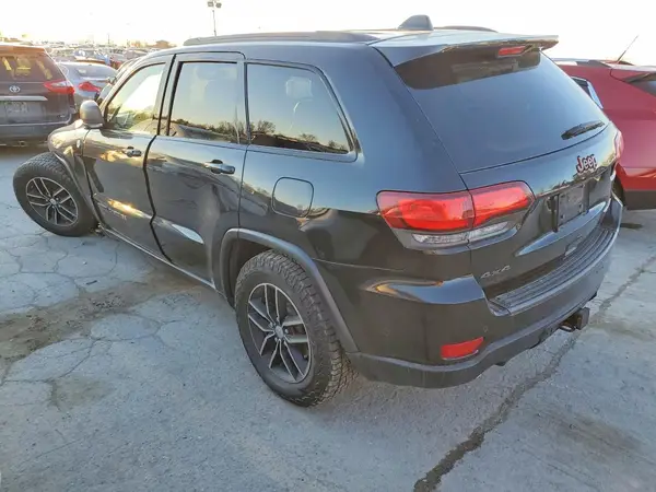 1C4RJFLG2JC484365 2018 JEEP GRAND CHEROKEE - Image 2