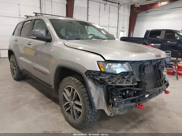 1C4RJFLG3HC603356 2017 JEEP GRAND CHEROKEE - Image 1