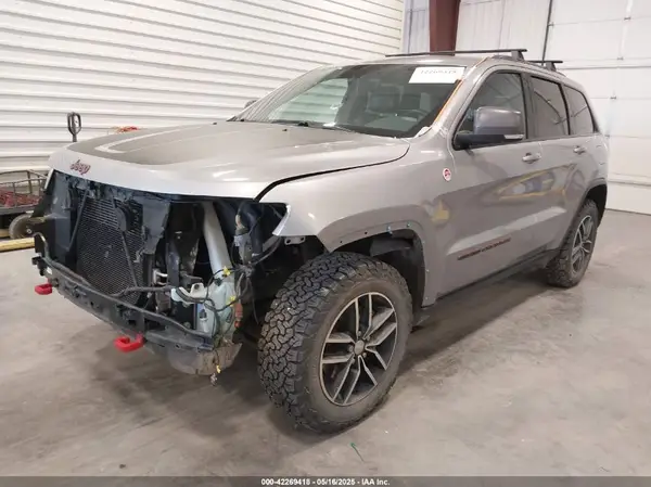 1C4RJFLG3HC603356 2017 JEEP GRAND CHEROKEE - Image 2