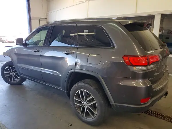 1C4RJFLG3HC762636 2017 JEEP GRAND CHEROKEE - Image 2