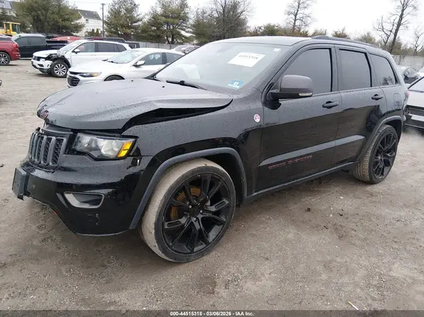 1C4RJFLG3HC821779 2017 JEEP GRAND CHEROKEE - Image 2