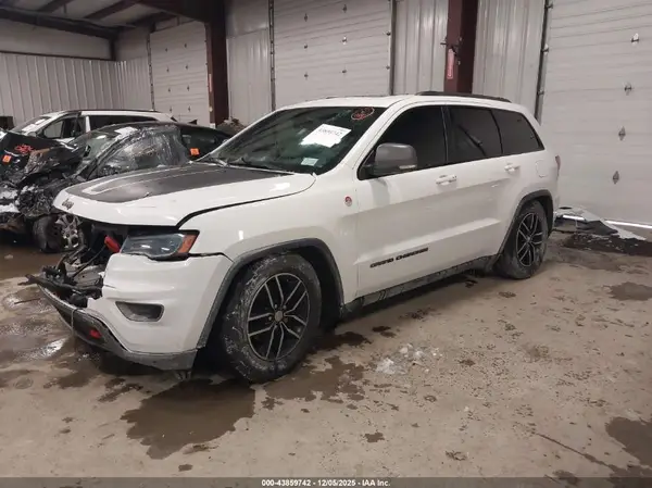 1C4RJFLG3HC929478 2017 JEEP GRAND CHEROKEE - Image 2