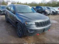 1C4RJFLG3JC108080 2018 JEEP GRAND CHEROKEE