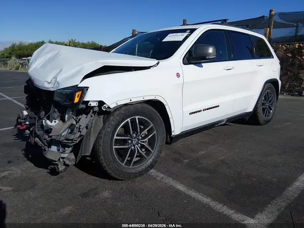 1C4RJFLG3JC145579 2018 JEEP GRAND CHEROKEE - Image 2
