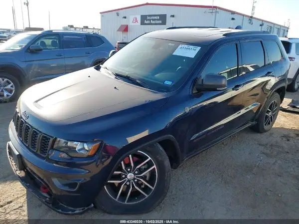 1C4RJFLG3JC218627 2018 JEEP GRAND CHEROKEE - Image 2
