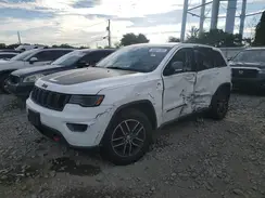 1C4RJFLG3JC264474 2018 JEEP GRAND CHEROKEE